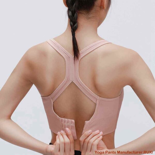 Top Yoga Terbaik untuk Keselesaan Mutlak Payudara Besar