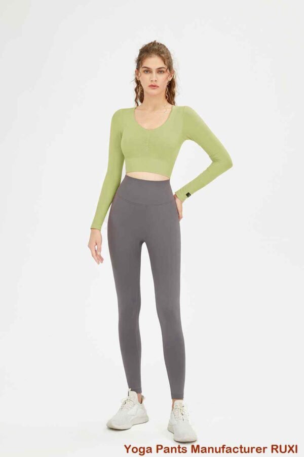 Pakaian Aktif Menyokong Bergaya Crop Top Sports Bra Ruxi