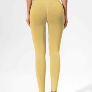 Seluar Pendek Berbasikal Gim Wanita Activewear Essentials